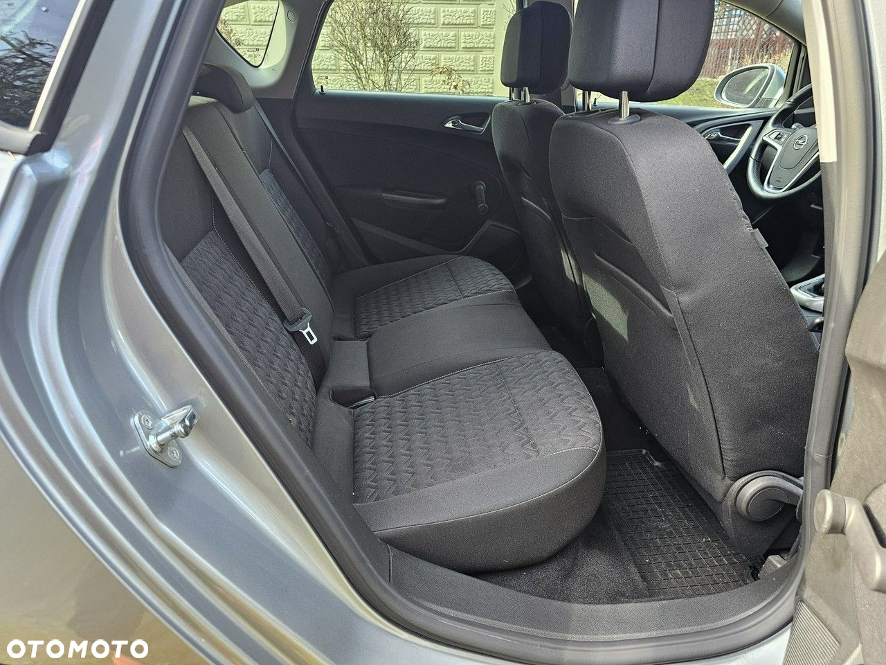 Opel Astra - 16