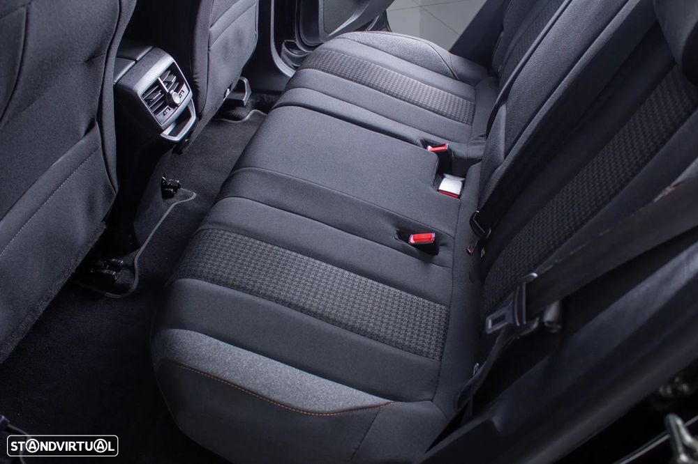 Peugeot 3008 PureTech 130 Stop & Start GPF EAT8 Active Business-Pack - 8
