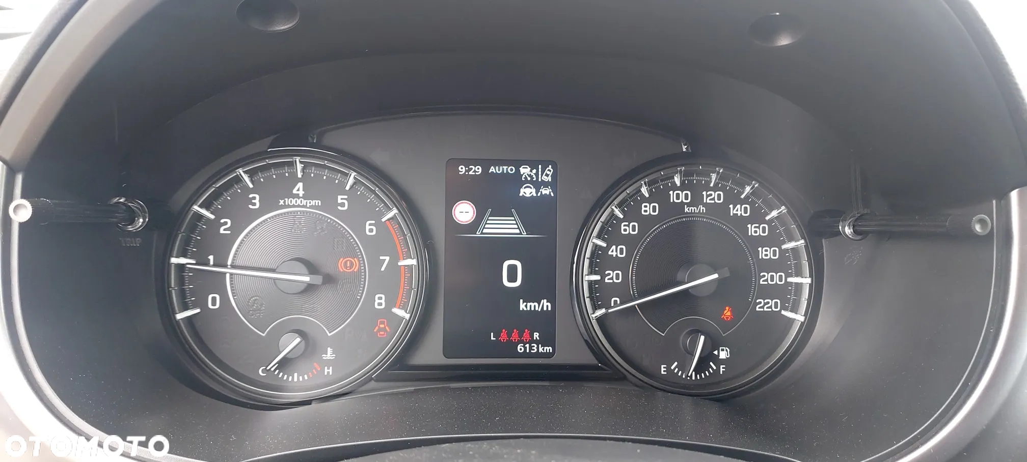 Suzuki Vitara 1.4 Boosterjet mHEV Premium Plus 4WD - 9