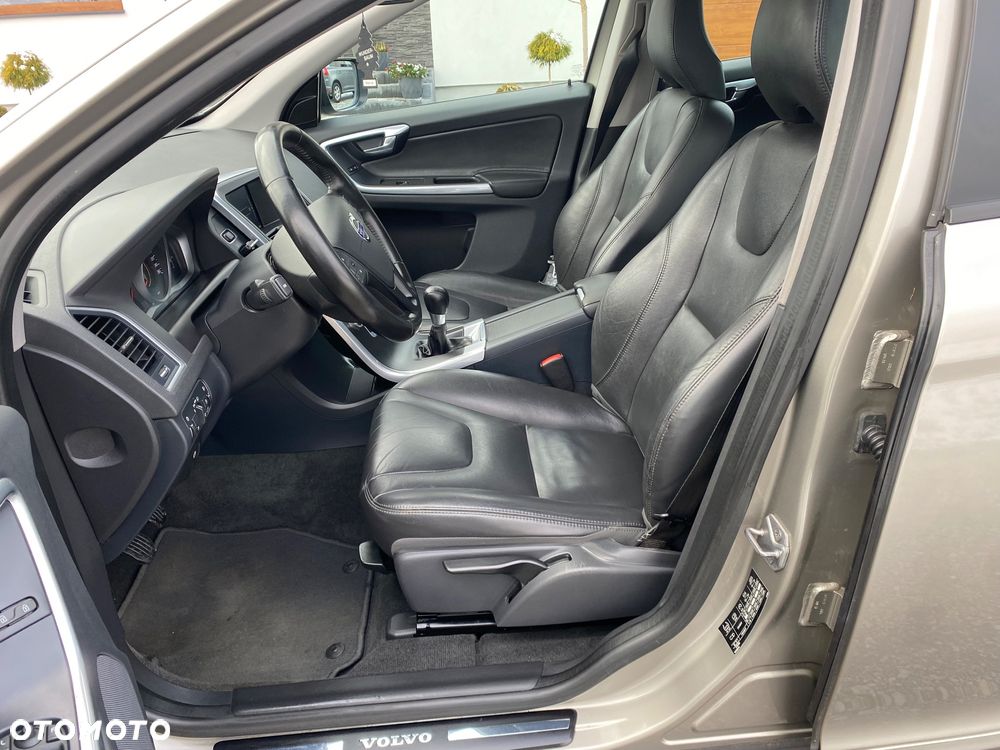Volvo XC 60 D3 Kinetic - 17