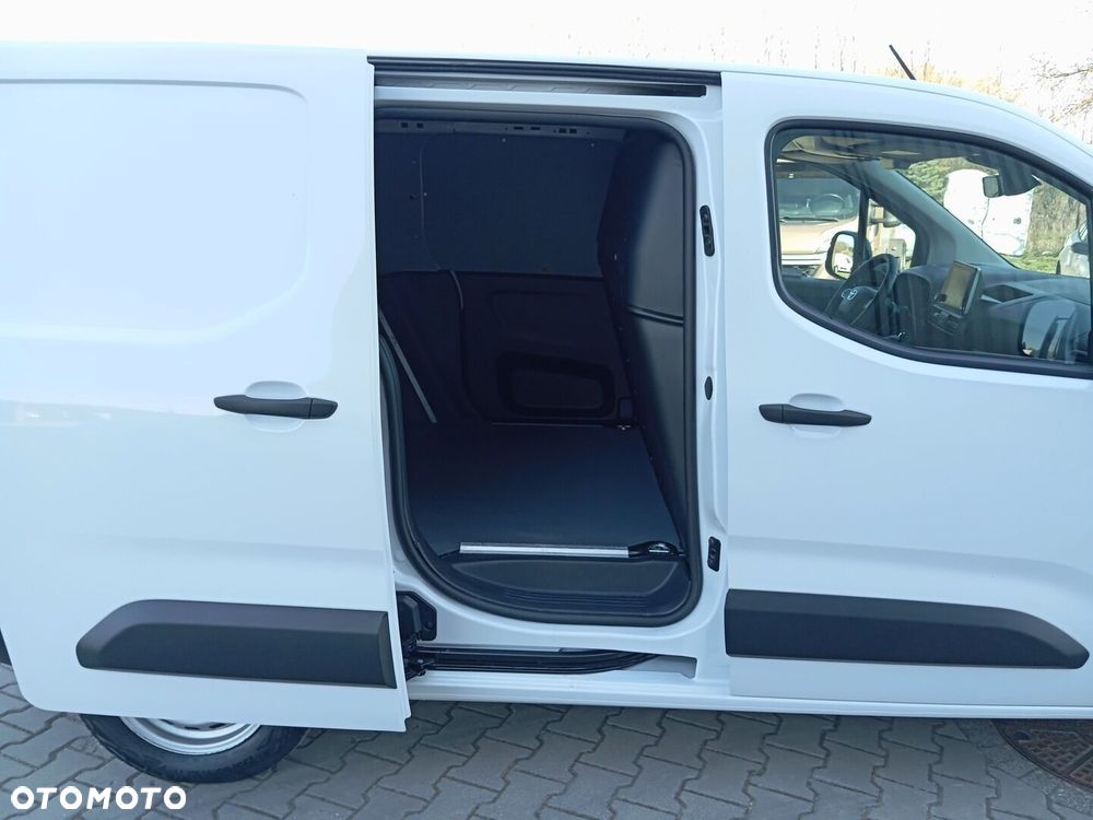 Toyota PROACE CITY - 15