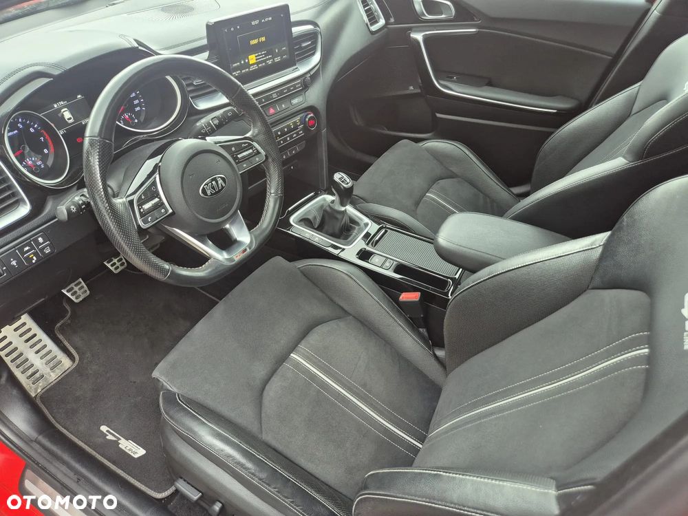 Kia ProCeed 1.4 T-GDI GT Line - 11