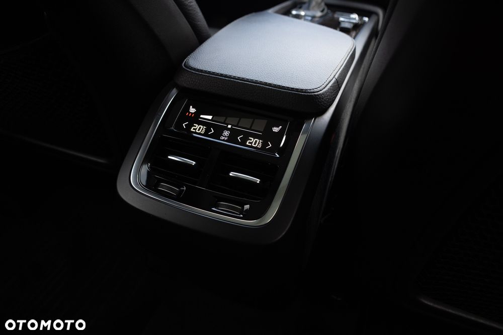 Volvo XC 90 T6 AWD Momentum 7os - 6