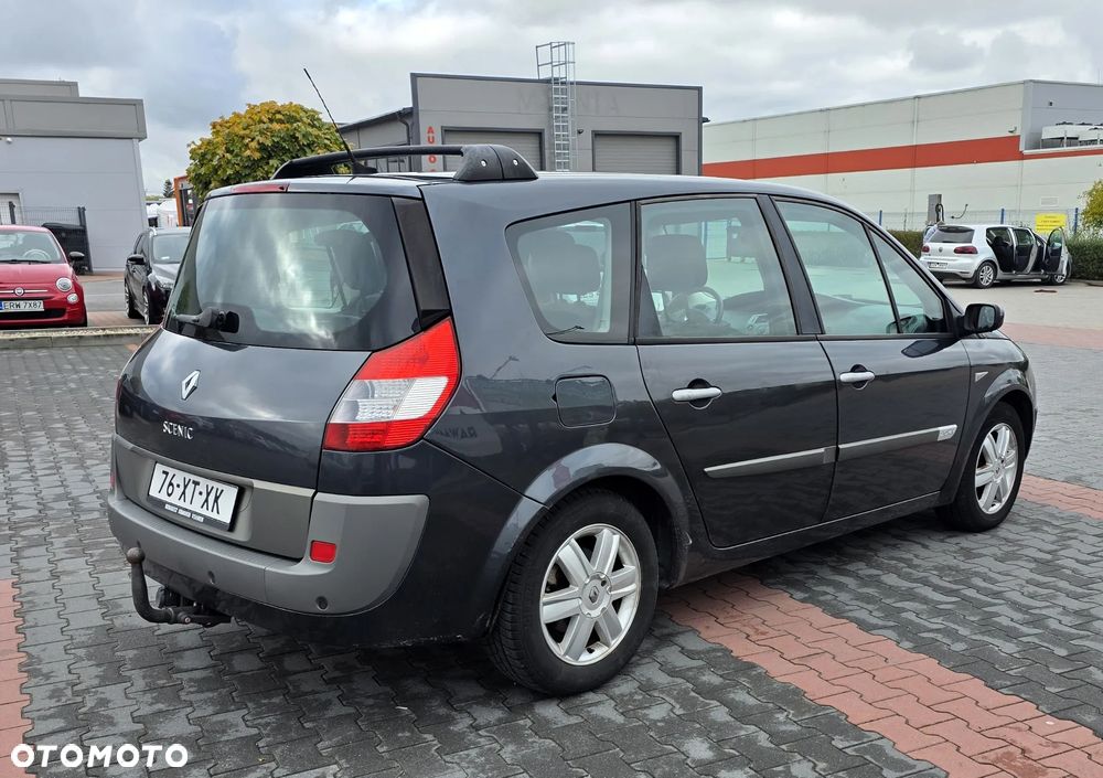 Renault Grand Scenic 2.0 16V Luxe Dynamique - 4