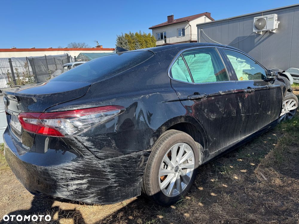 Toyota Camry 2.5 Hybrid Executive CVT - 2