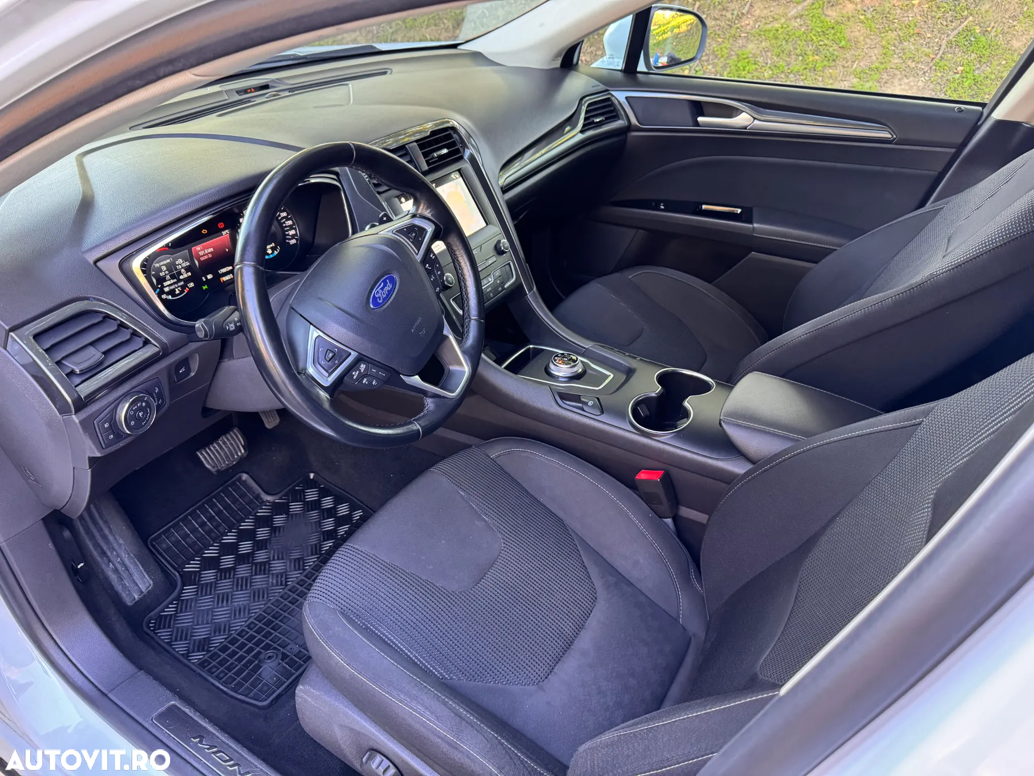 Ford Mondeo 2.0 TDCi Powershift Titanium - 9