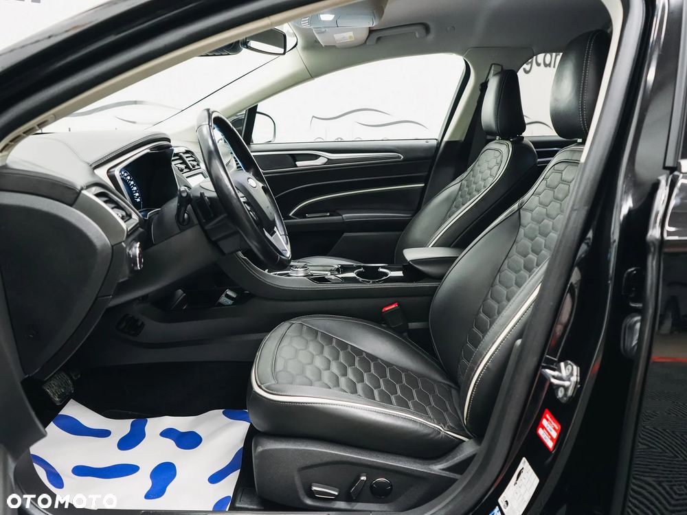 Ford Mondeo 2.0 EcoBlue VIGNALE - 14