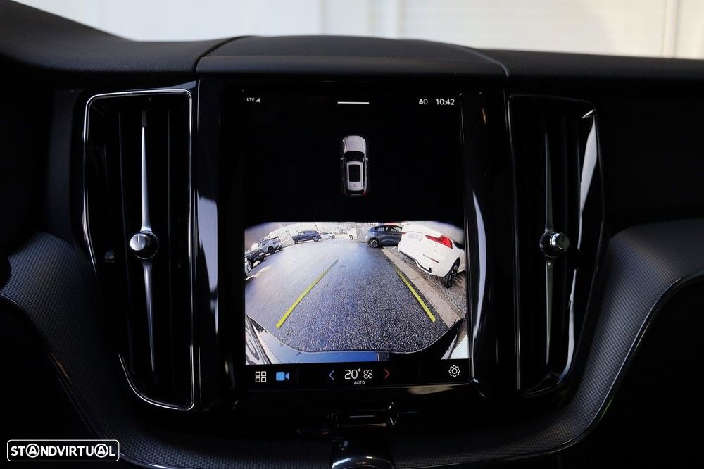 Volvo XC 60 2.0 T6 PHEV Black Edition AWD - 30