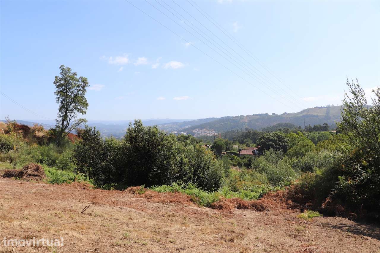 Lote de Terreno  Venda em Lustosa e Barrosas (Santo Estêvão),Lousada - Grande imagem: 4/8