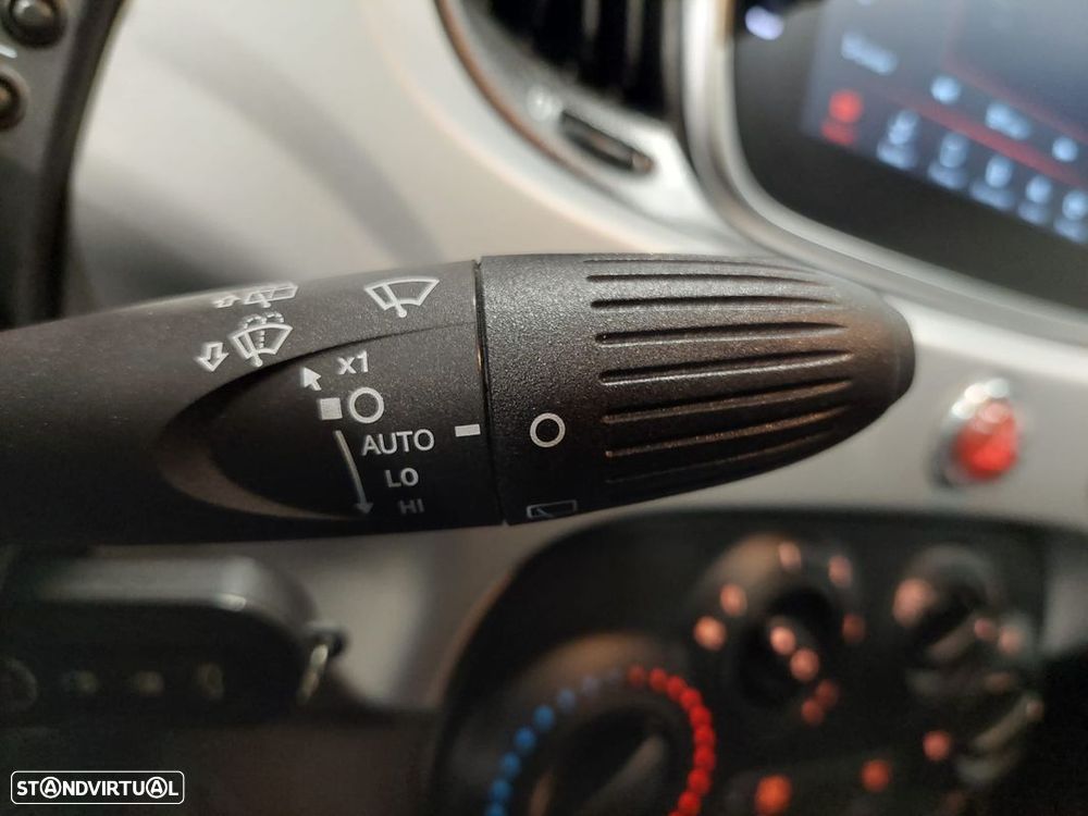 Fiat 500 1.0 Hybrid Connect - 16