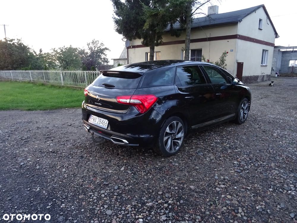 Citroën DS5 2.0 HDi SportChic - 4