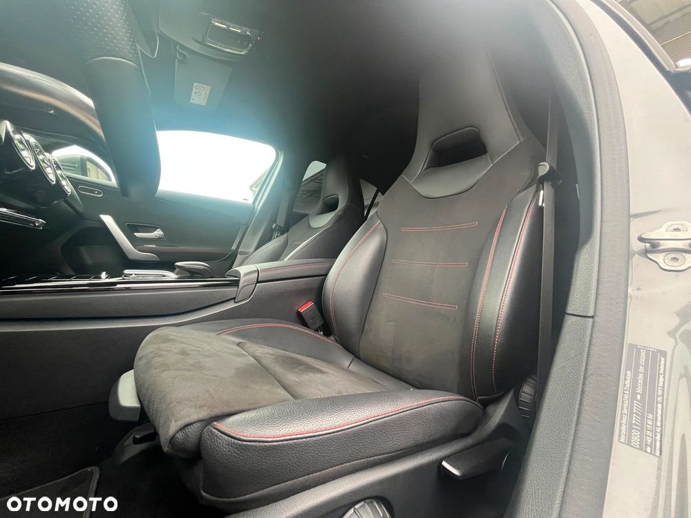 Mercedes-Benz Klasa A 220 d 8G-DCT AMG Line - 22