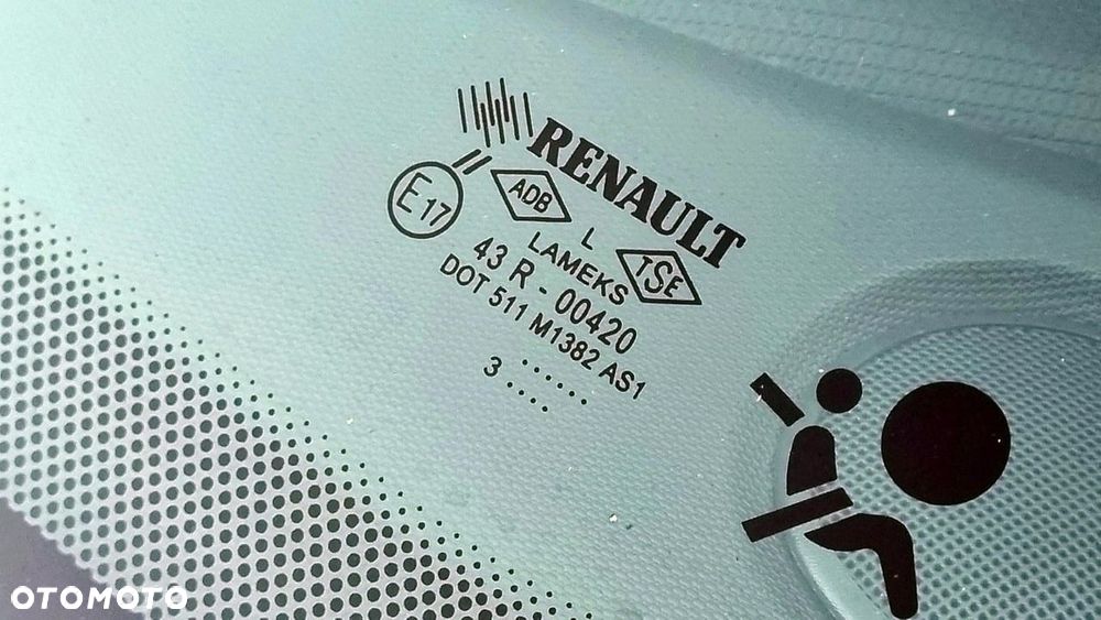Renault Clio - 10