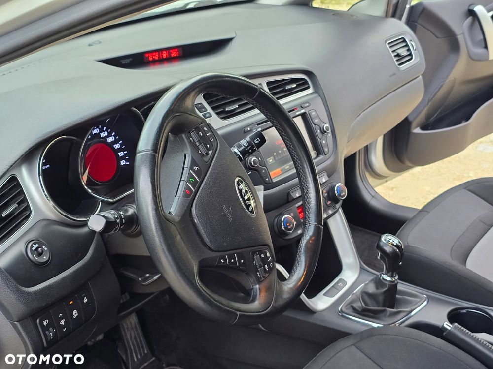 Kia Ceed 1.6 CRDi 128 97g Edition 7 - 15