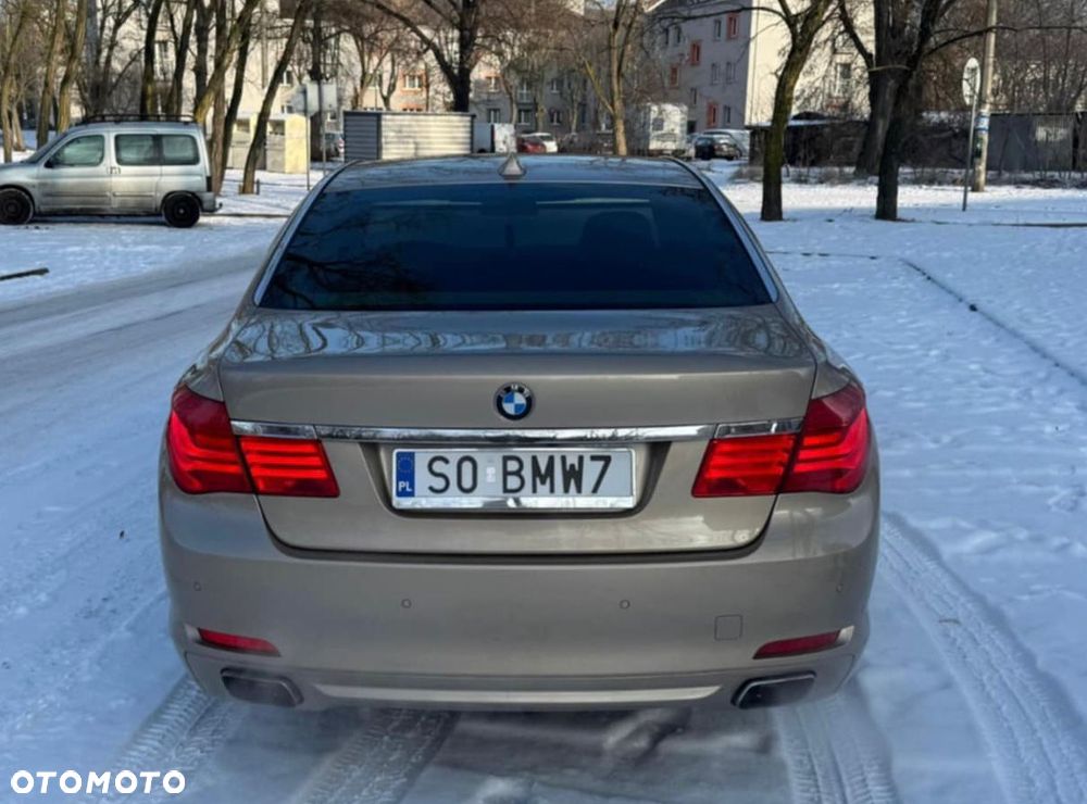 BMW Seria 7 750Li xDrive - 8