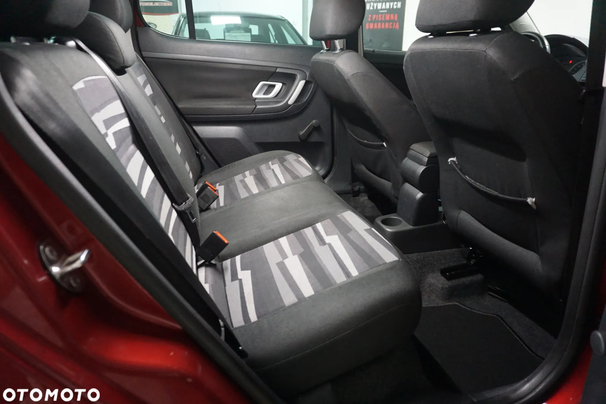 Skoda Fabia 1.4 16V Sport - 27