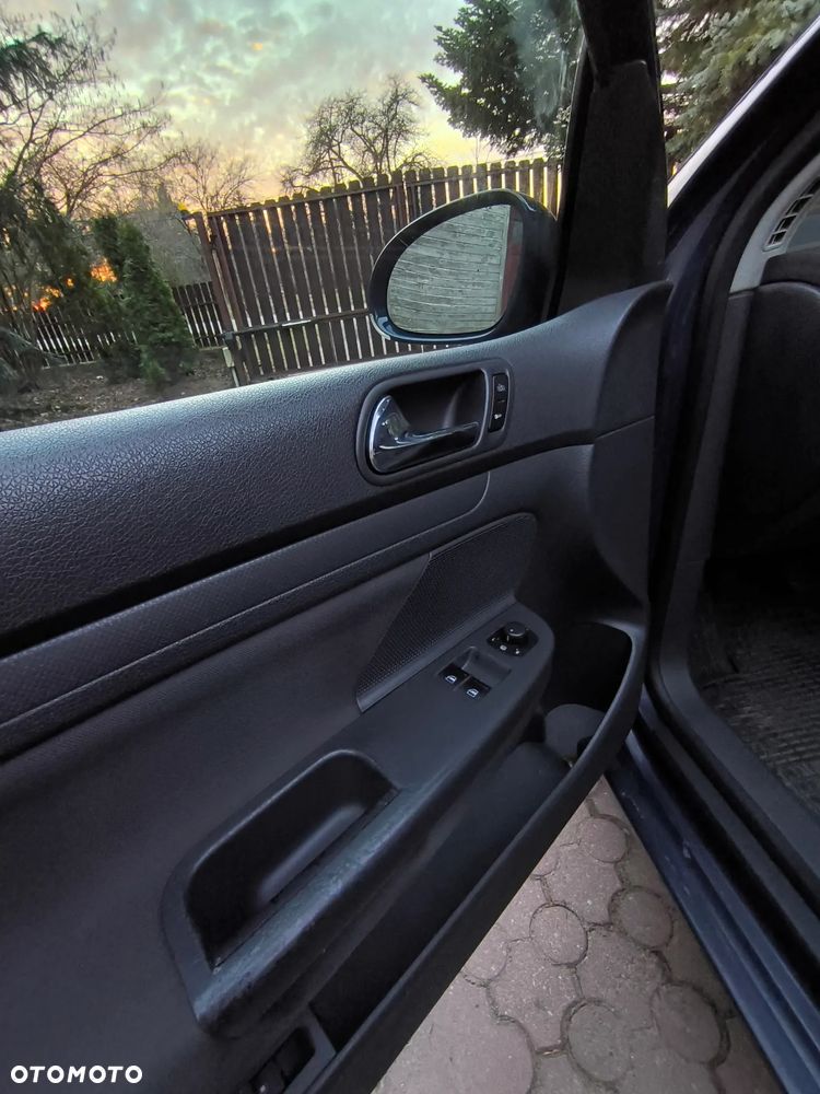 Volkswagen Golf 1.9 TDI Trendline - 9