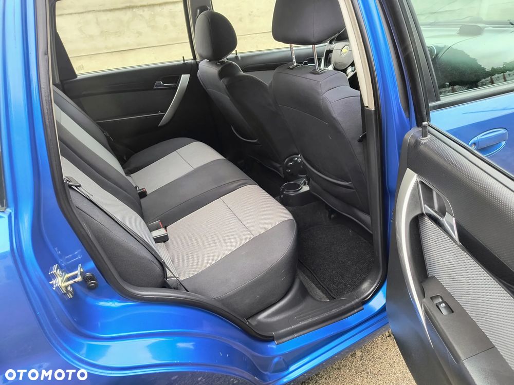 Chevrolet Aveo 1.4 LT - 11