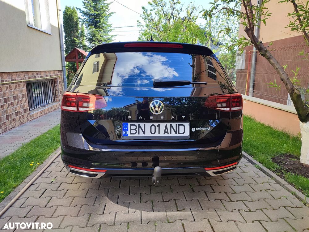 Volkswagen Passat 2.0 TDI SCR DSG Business - 4