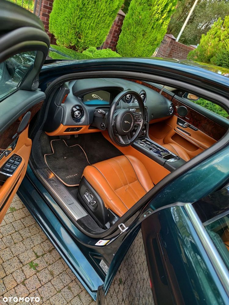 Jaguar XJ 3.0 T AWD Portfolio - 6