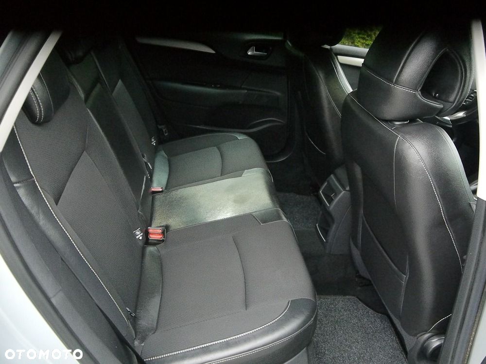 Citroën C4 e-HDi 110 Selection - 30