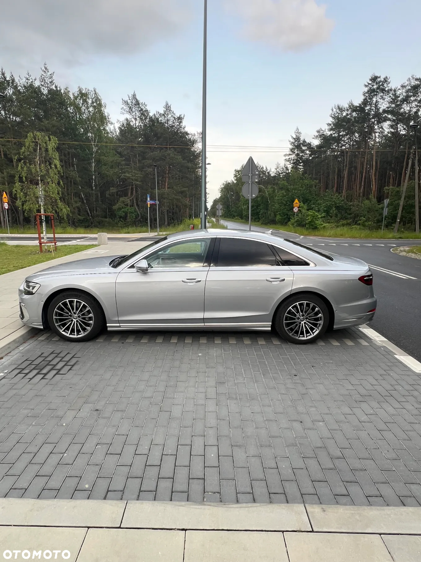 Audi A8 - 2