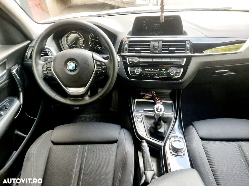 BMW Seria 1 118i Sport Line - 13