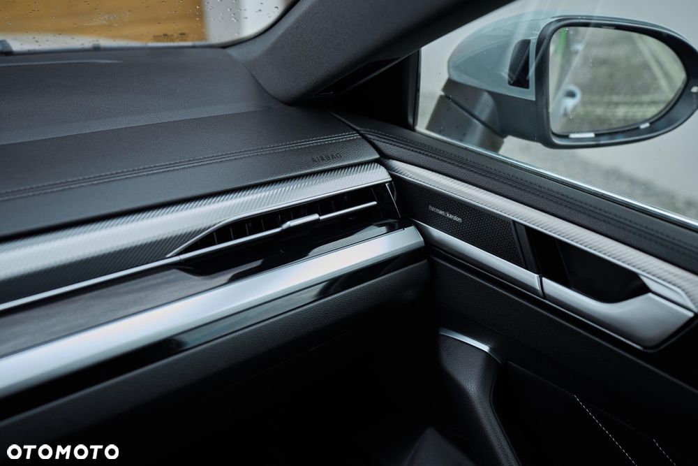 Volkswagen Arteon 2.0 TDI SCR R-Line DSG - 33