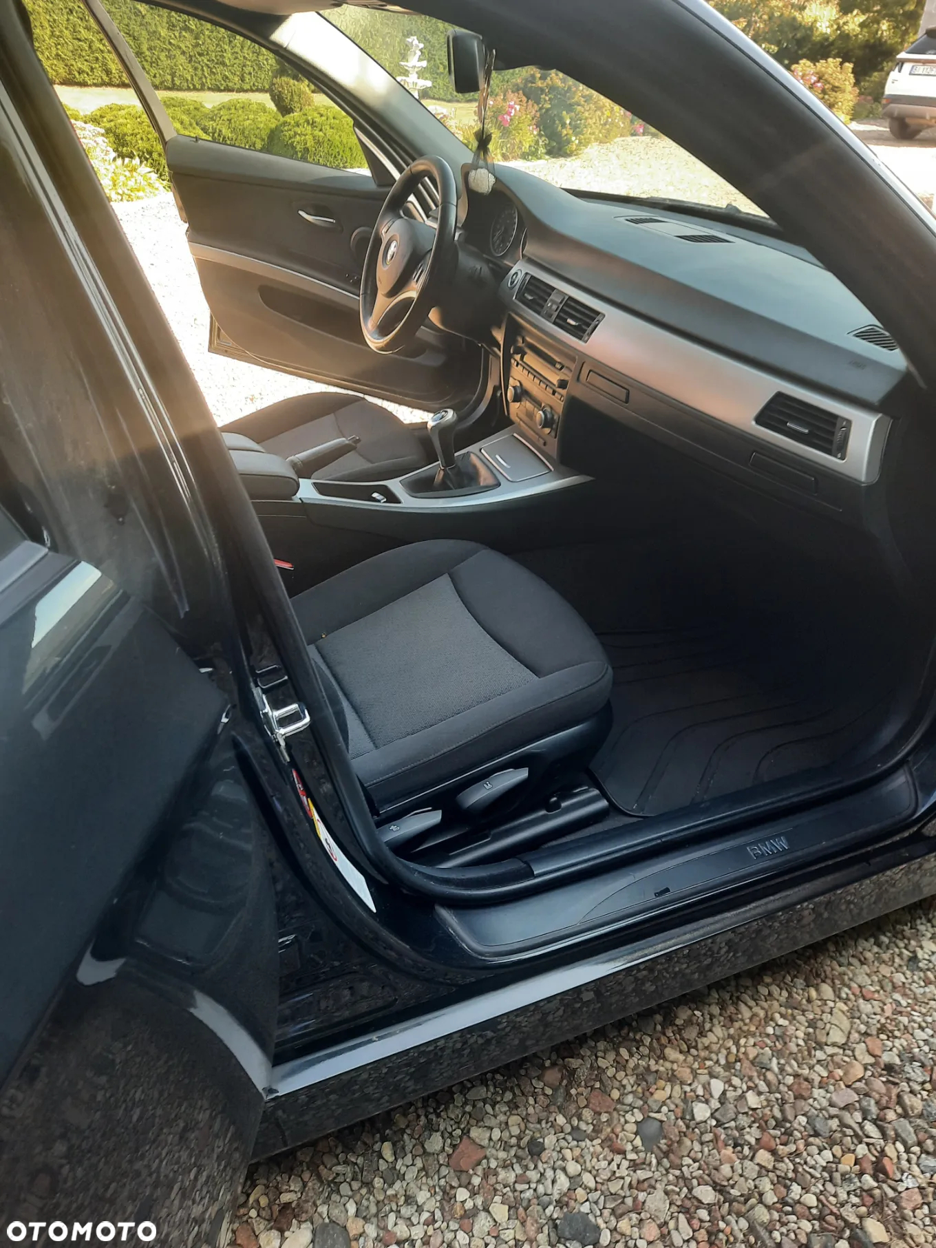 BMW Seria 3 318i - 7