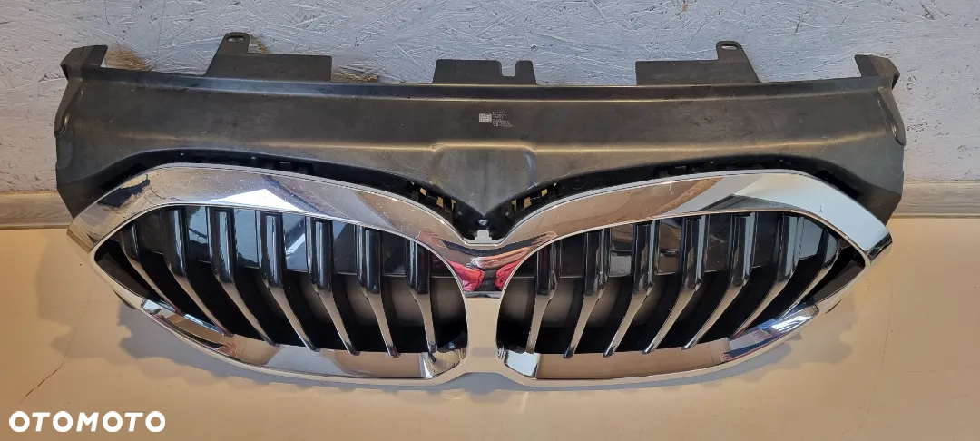 Grill nerki żaluzja el. BMW 1 F40 - 2