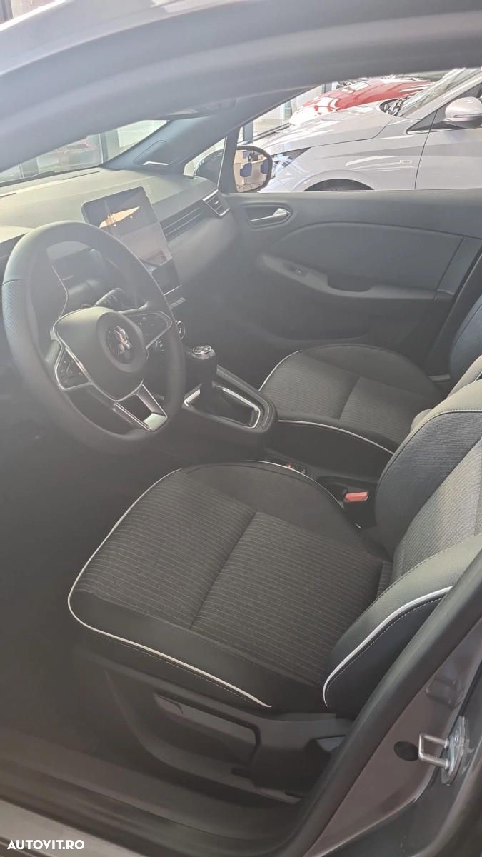 Mitsubishi Colt - 6