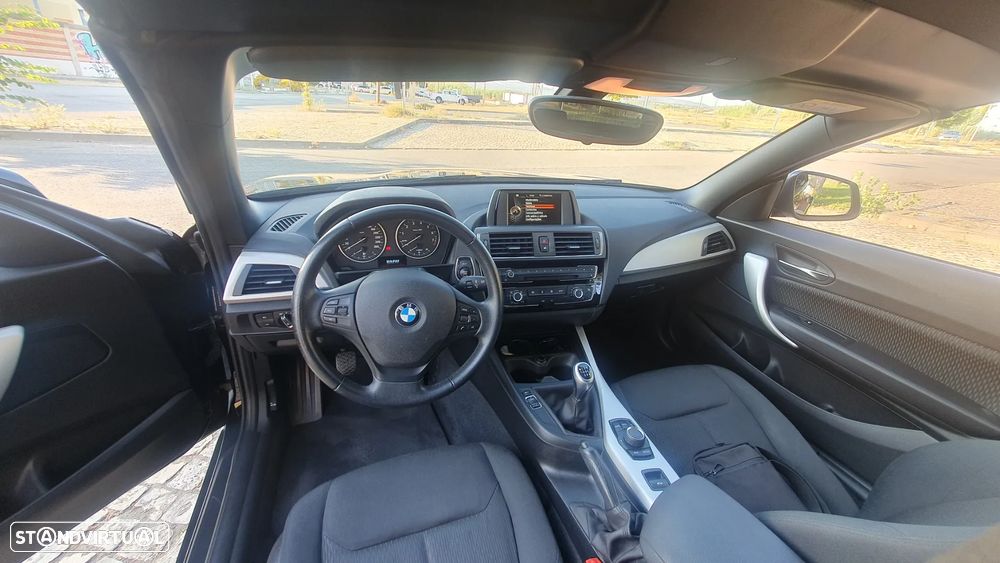 BMW 218 i Cabrio Advantage - 16