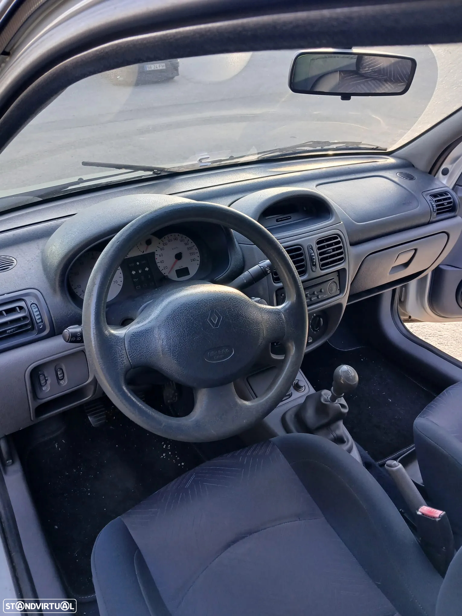RENAULT CLIO II 1.2 16V de 2001 - Peças Usadas (9783) - 5