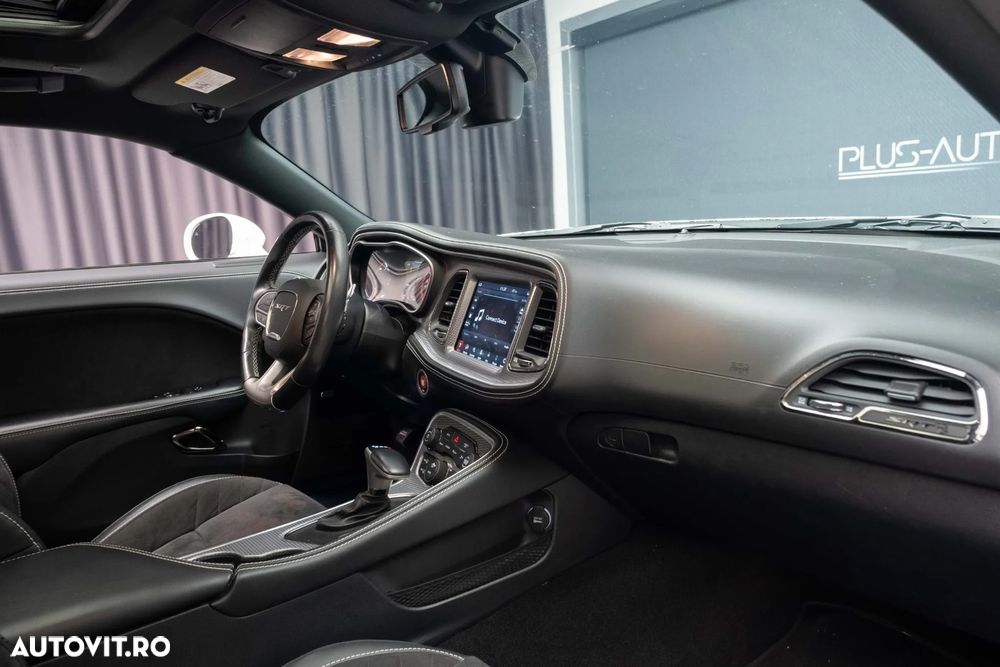 Dodge Challenger Automatik SRT Hellcat - 34
