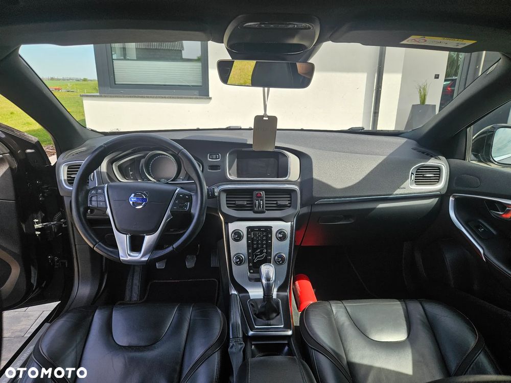Volvo V40 - 12