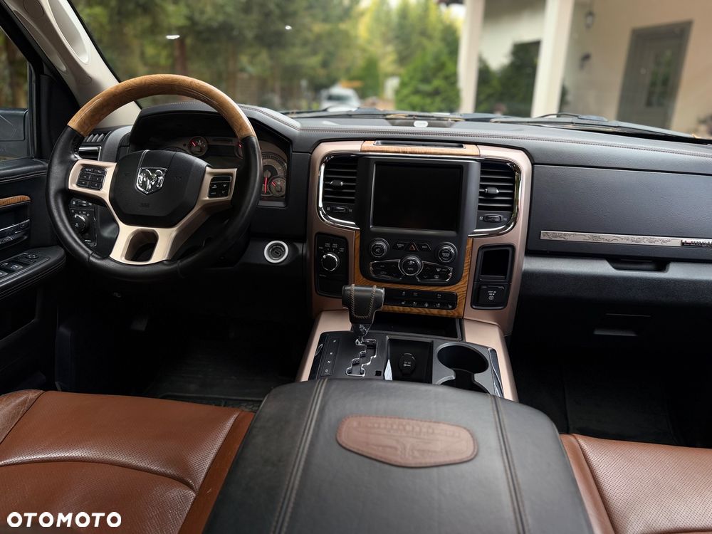 Dodge RAM 5.7 4x4 - 10