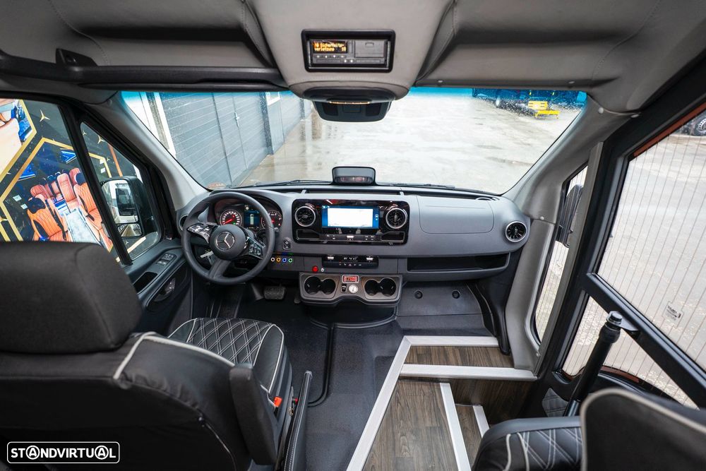 Mercedes Benz Sprinter - 15