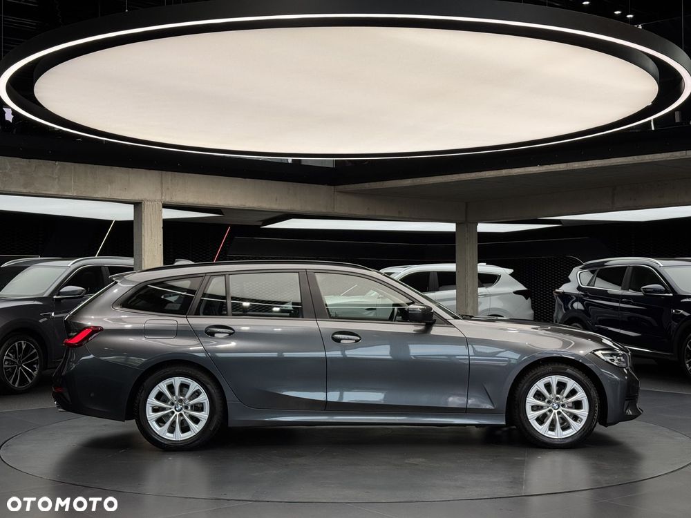 BMW Seria 3 318i - 7