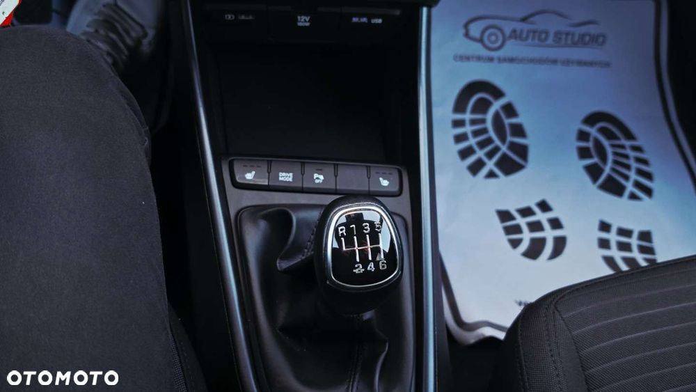 Hyundai i20 - 22