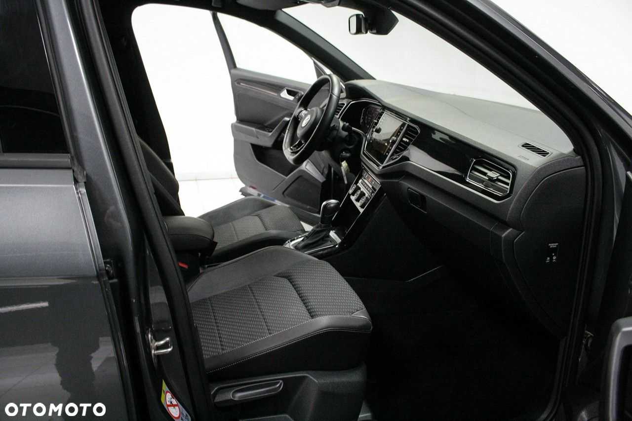 Volkswagen T-Roc - 21