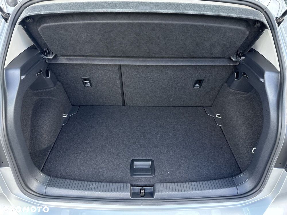 Volkswagen T-Cross 1.0 TSI Active DSG - 30