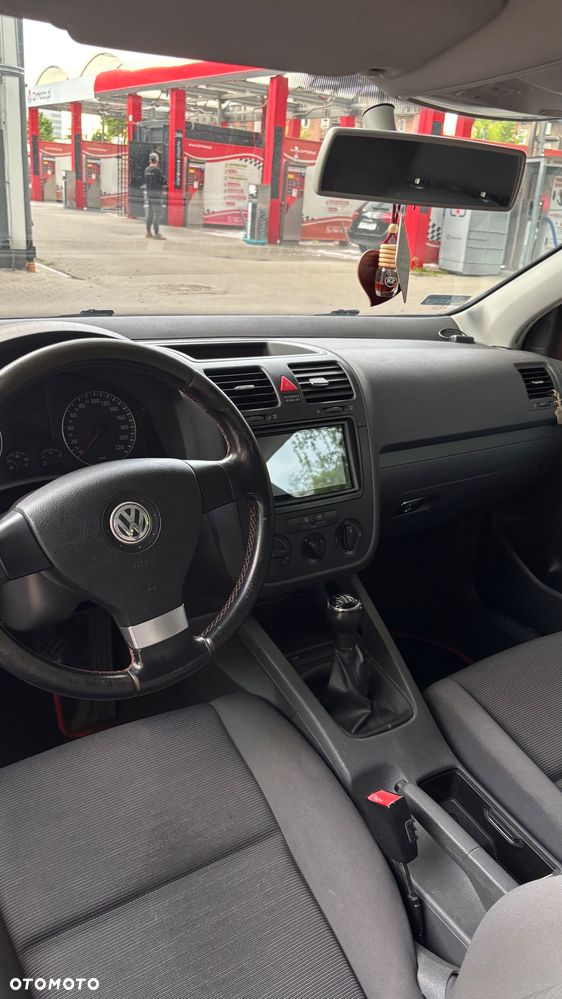 Volkswagen Golf - 4