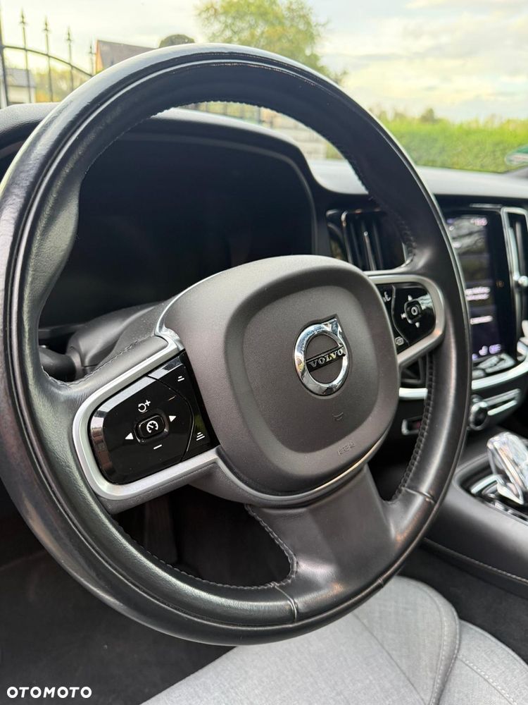 Volvo V60 T6 AWD Plug-In Hybrid Inscription - 17