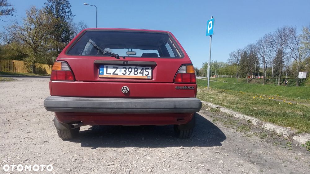 Volkswagen Golf 1.3 CL - 6