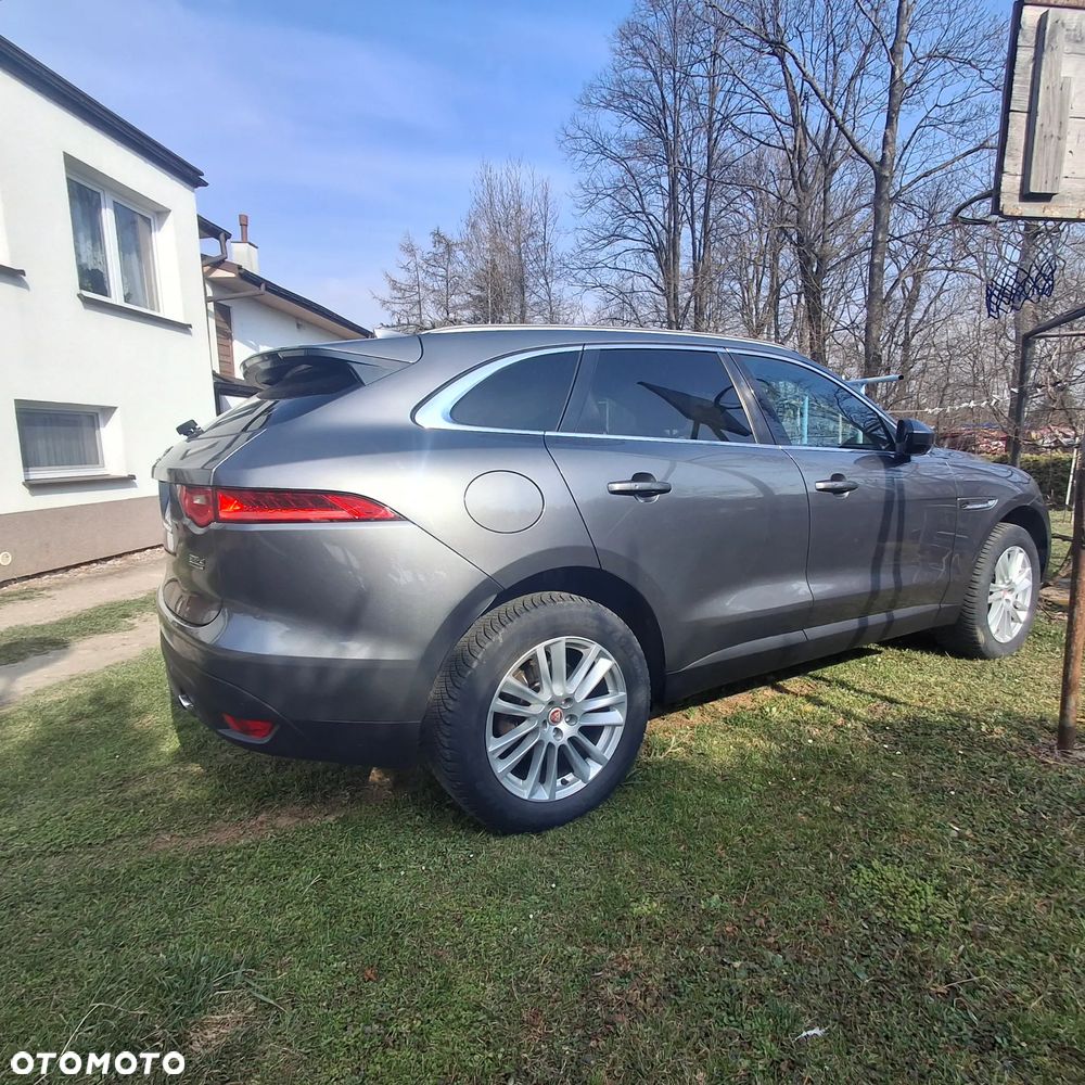 Jaguar F-Pace 2.0 i4D AWD Prestige - 4