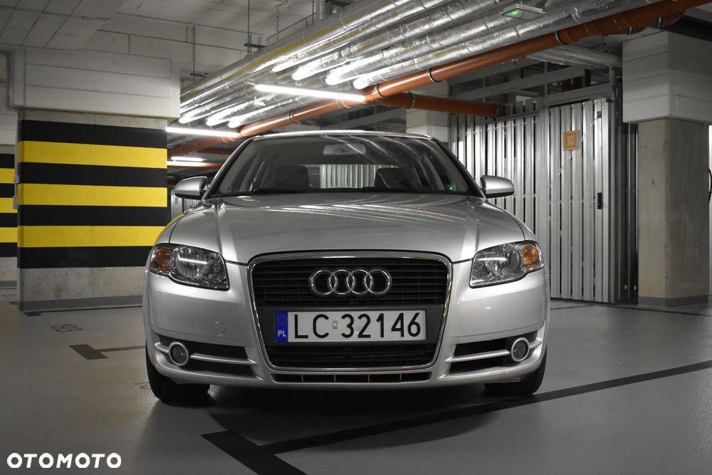 Audi A4 Limousine - 2