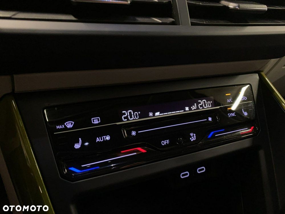 Volkswagen Taigo - 34