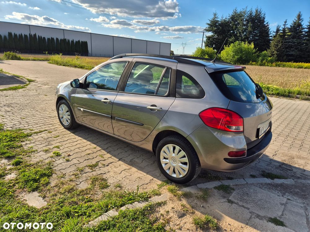 Renault Clio - 13