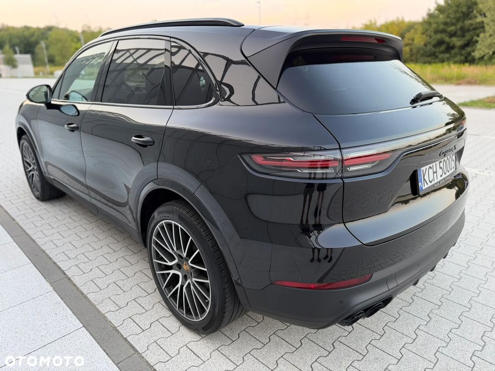 Porsche Cayenne S - 11