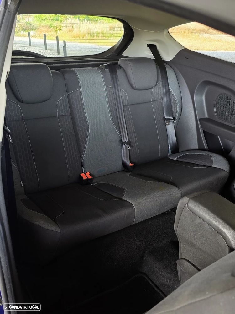 Ford Fiesta 1.0 EcoBoost ST-Line - 8